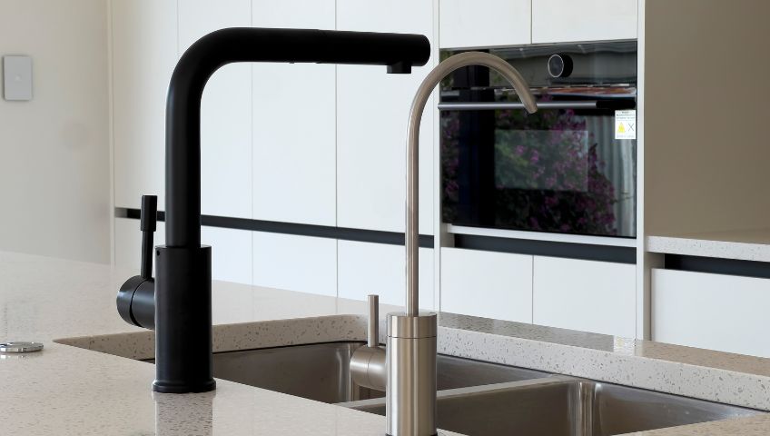 Close Up Tap & Filter